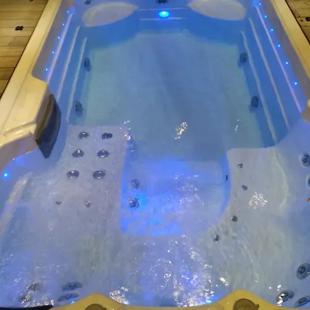 Holiday home Ocean D'amour & Spa *